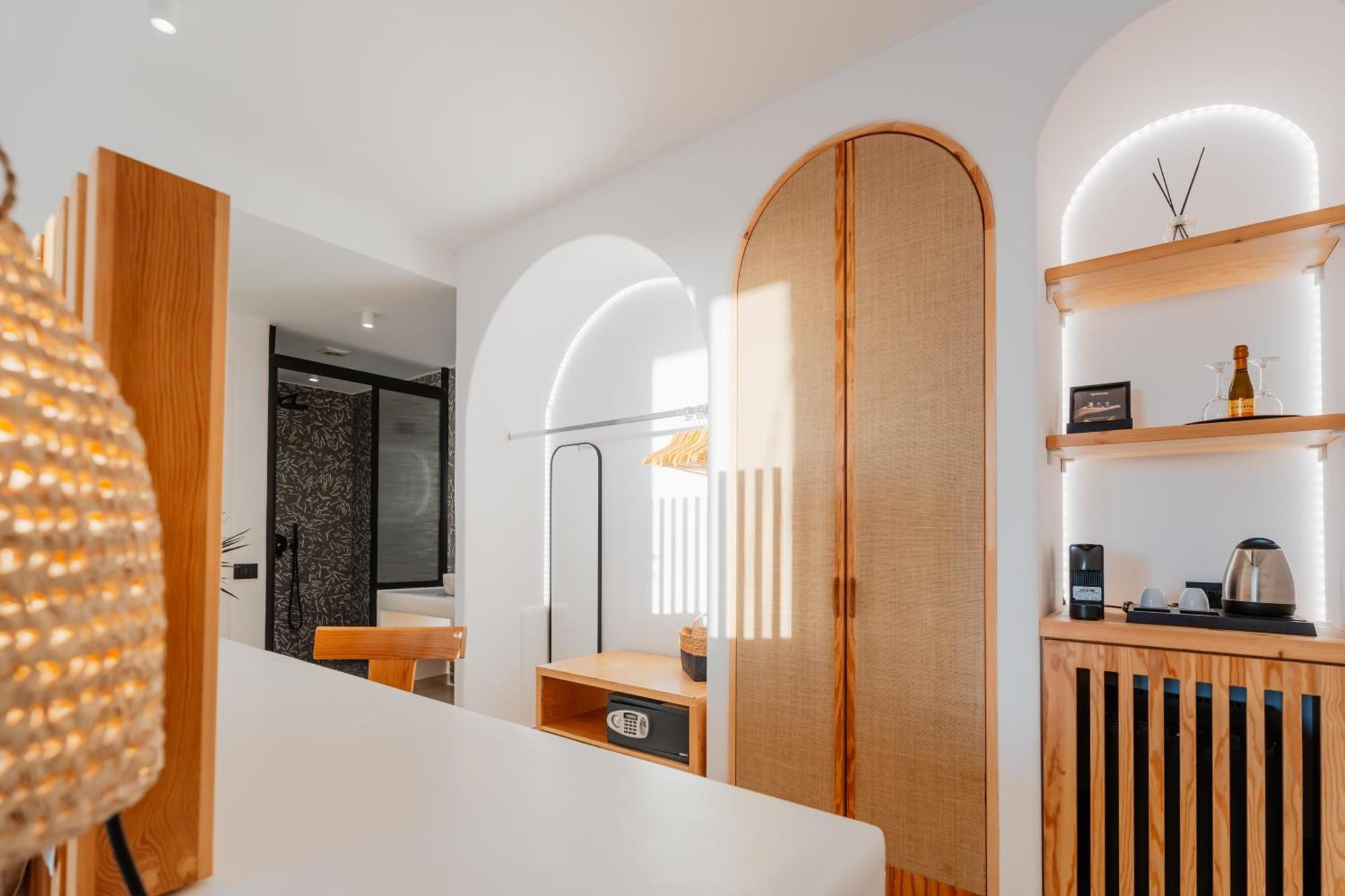 Oliving Mykonos Luxury Suites Klouvas Buitenkant foto