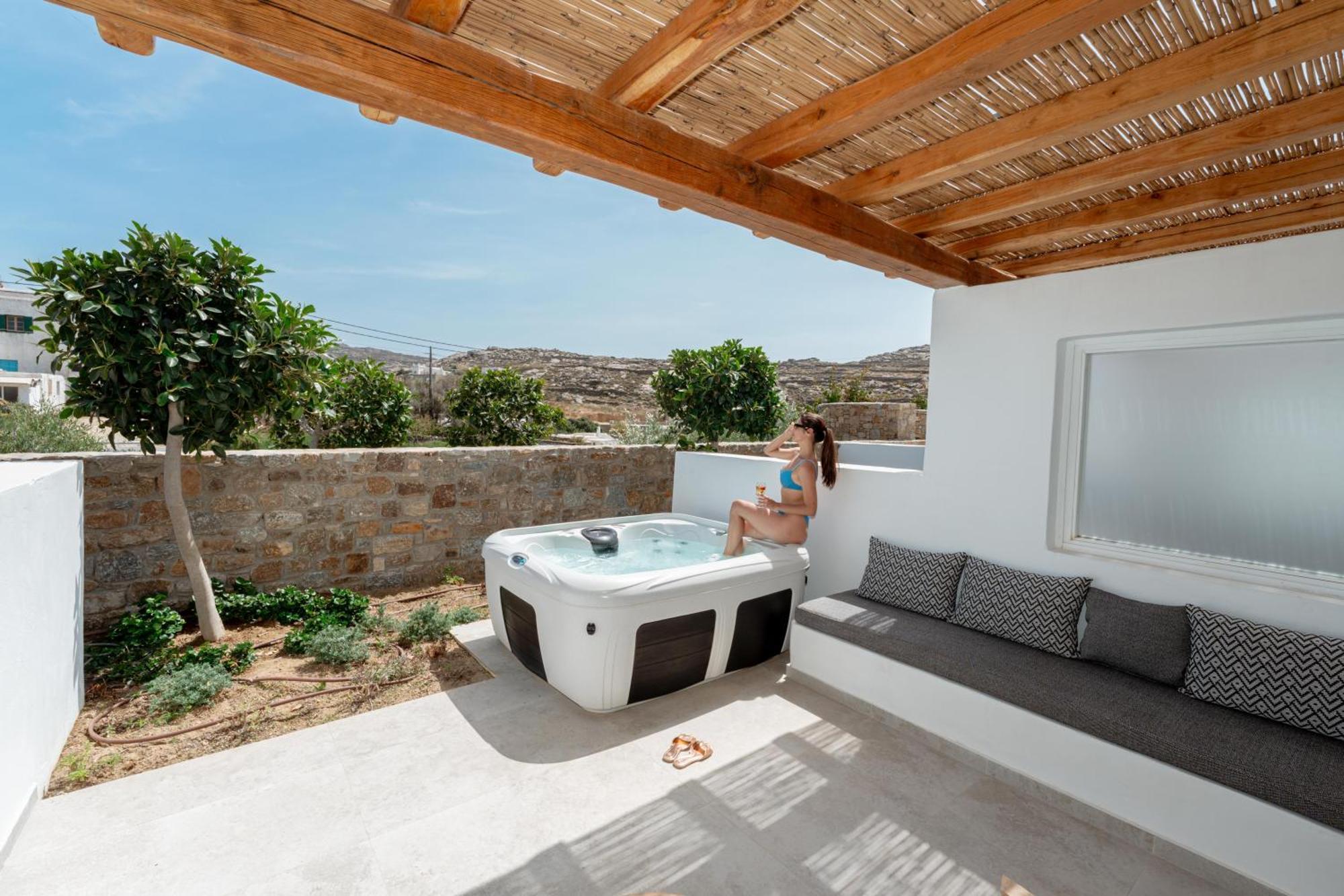 Oliving Mykonos Luxury Suites Klouvas Buitenkant foto